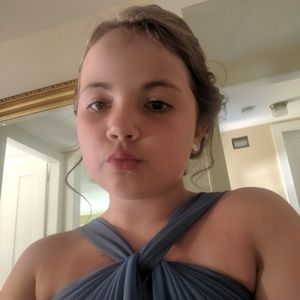 Meet your Posher, Nora